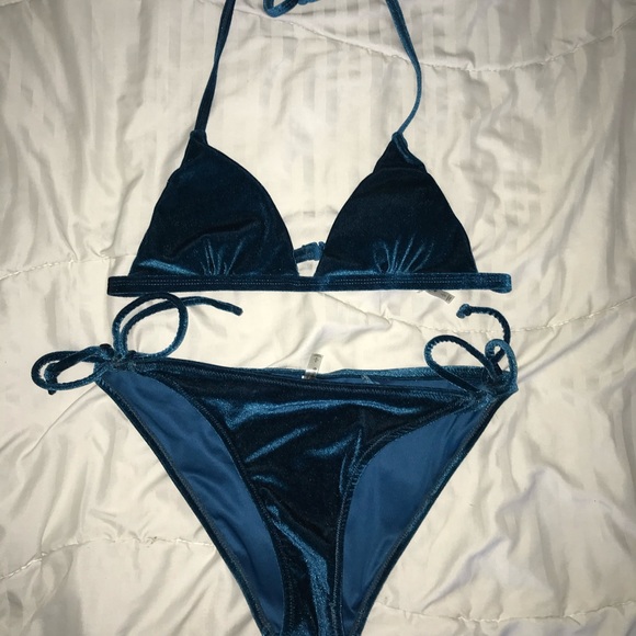 Blue velvet tie up bikini - Picture 1 of 3